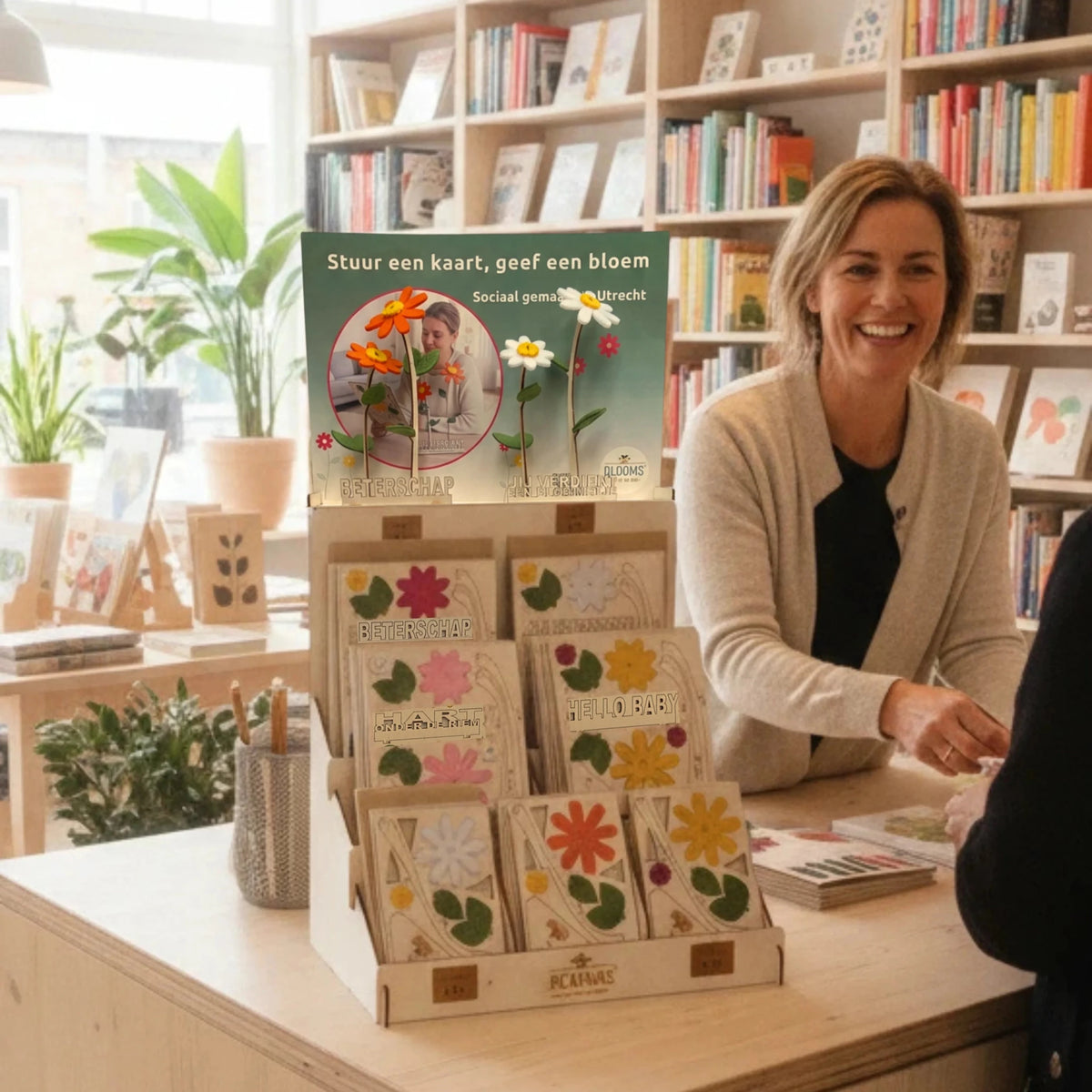 Bloemenpost - Display Leeg - duurzaam bloem- & plantcadeau | Bloomsoutofthebox