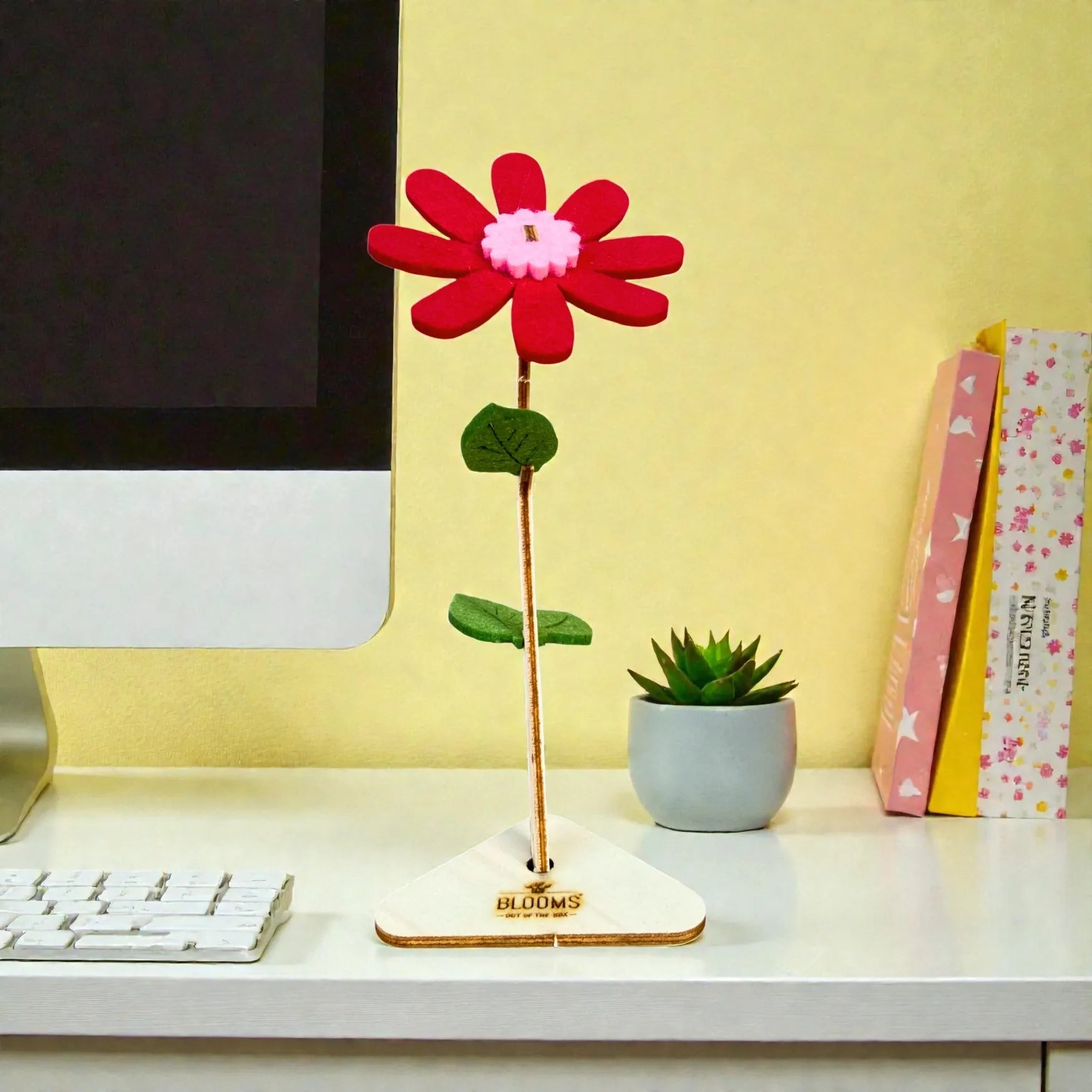 Happy Blooms - One & only - Blooms out of the Box